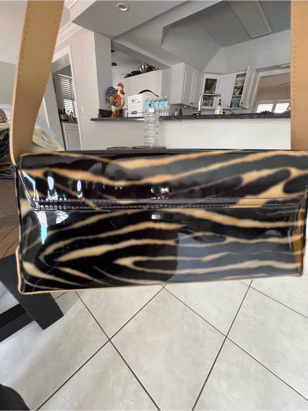 Timeless Zebra-Print Shoulder Bag in Black and Tan - Picture 4 of 4